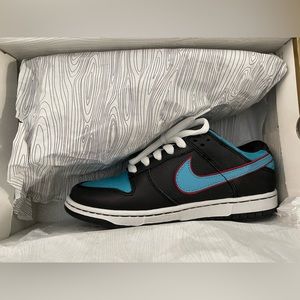 SOLD Nike Dunk Low Premium “Angels and Demons”